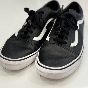 Limited Edition Vans Old Skool Leather Black / White 100% Original Size 11 Men